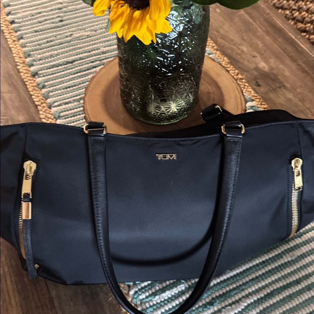 Tumi Black Women's Tote with Gold Accents - Picture 6 of 9